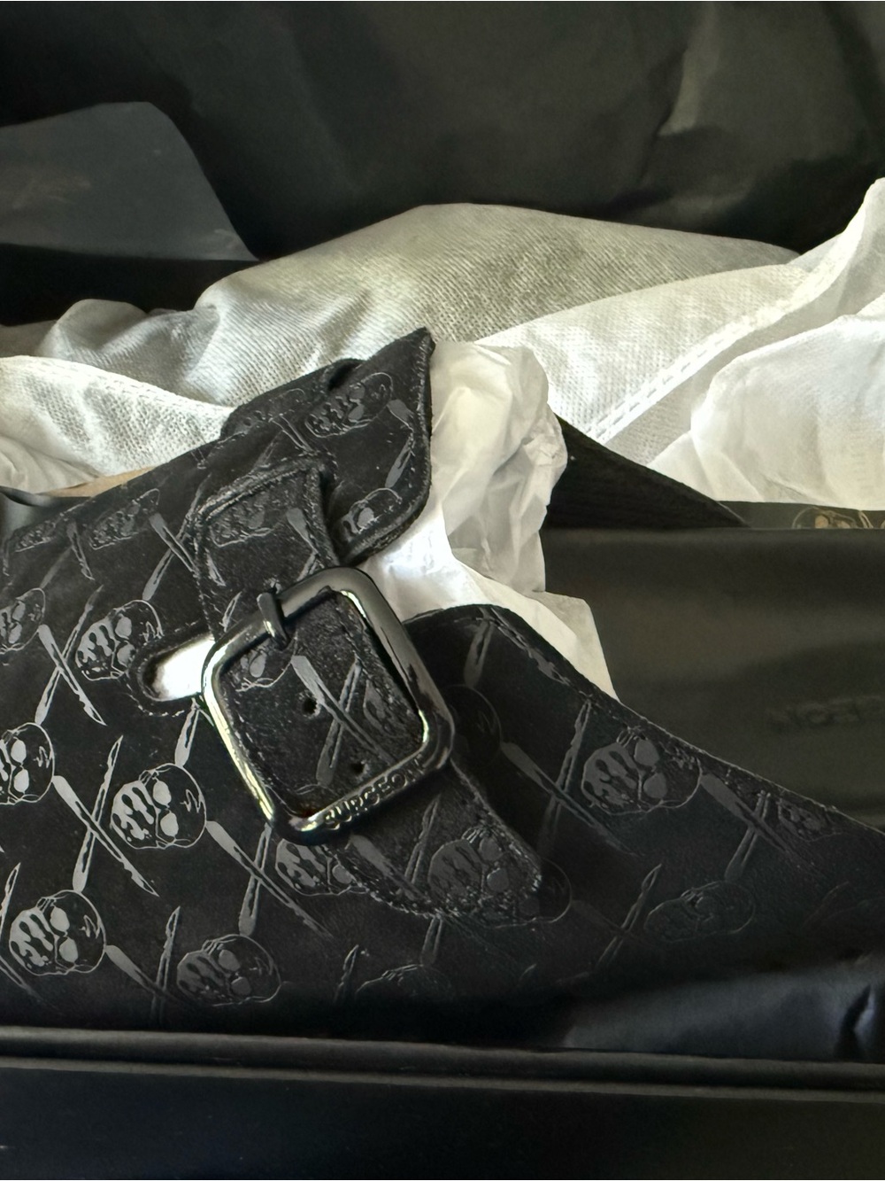 Black Skull-Print Men's Slip-On Loafers - Picture 6 of 7